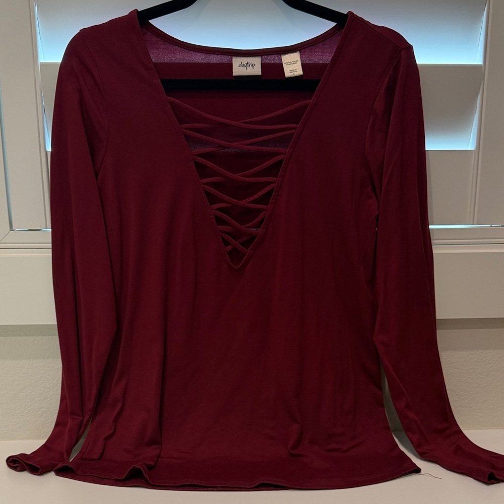 Daytrip Burgundy Crisscross V-Neck Long Sleeve Top